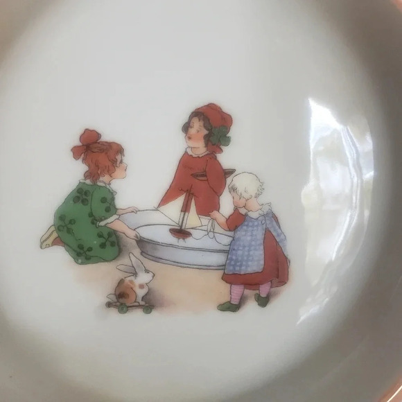 Vintage Lusterware  Childrens Porcelain Dinner Plate/Bowl. - Picture 4 of 9